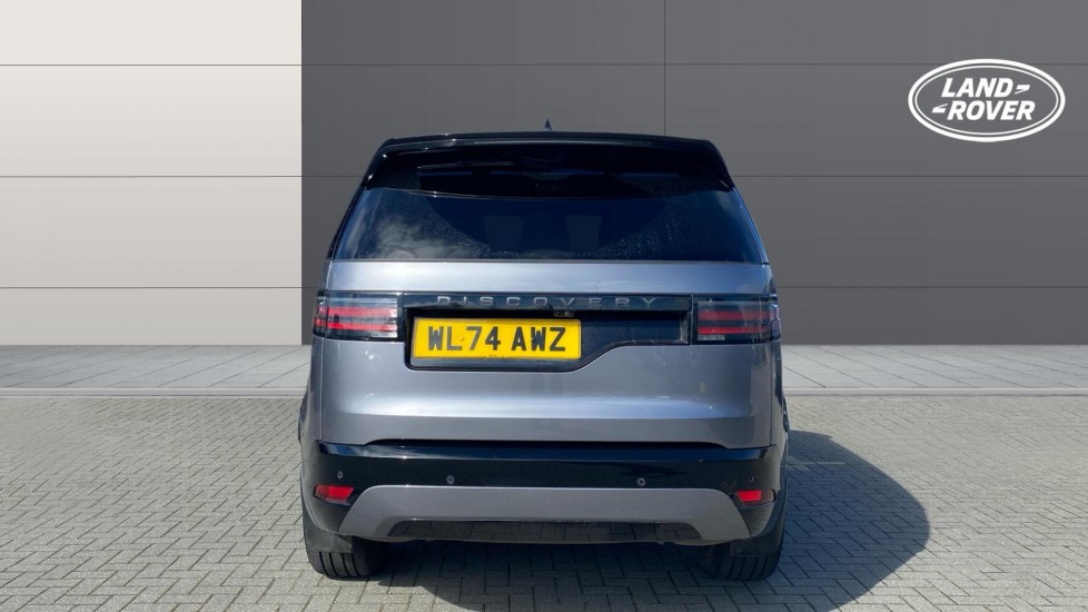 Land Rover Discovery 3.0 D250 Dynamic HSE 5dr Auto Diesel Station Wagon - Image 6