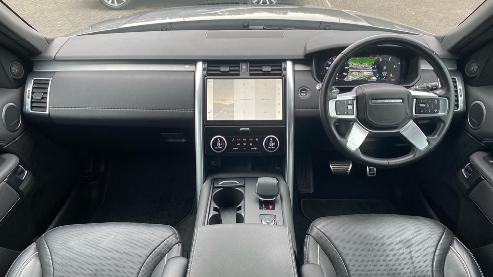 Land Rover Discovery 3.0 D250 Dynamic HSE 5dr Auto Diesel Station Wagon - Image 9