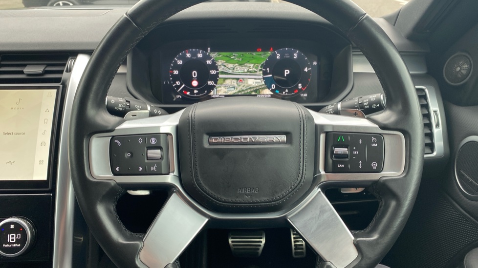 Land Rover Discovery 3.0 D250 Dynamic HSE 5dr Auto Diesel Station Wagon - Image 55