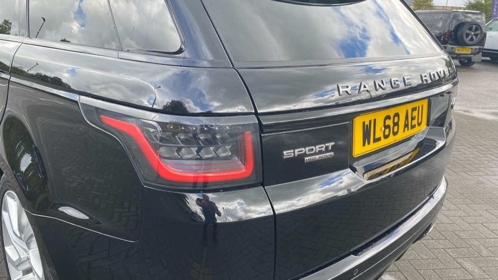 Land Rover Range Rover Sport 3.0 SDV6 HSE Dynamic 5dr Auto Diesel Estate - Image 19