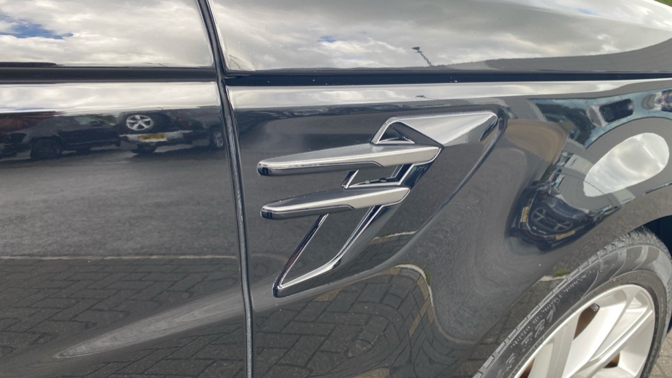 Land Rover Range Rover Sport 3.0 SDV6 HSE Dynamic 5dr Auto Diesel Estate - Image 27