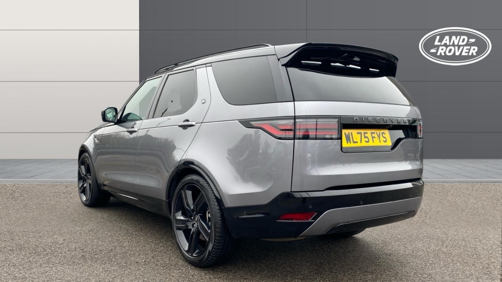 Land Rover Discovery 3.0 D350 Dynamic HSE 5dr Auto Diesel Station Wagon - Image 2