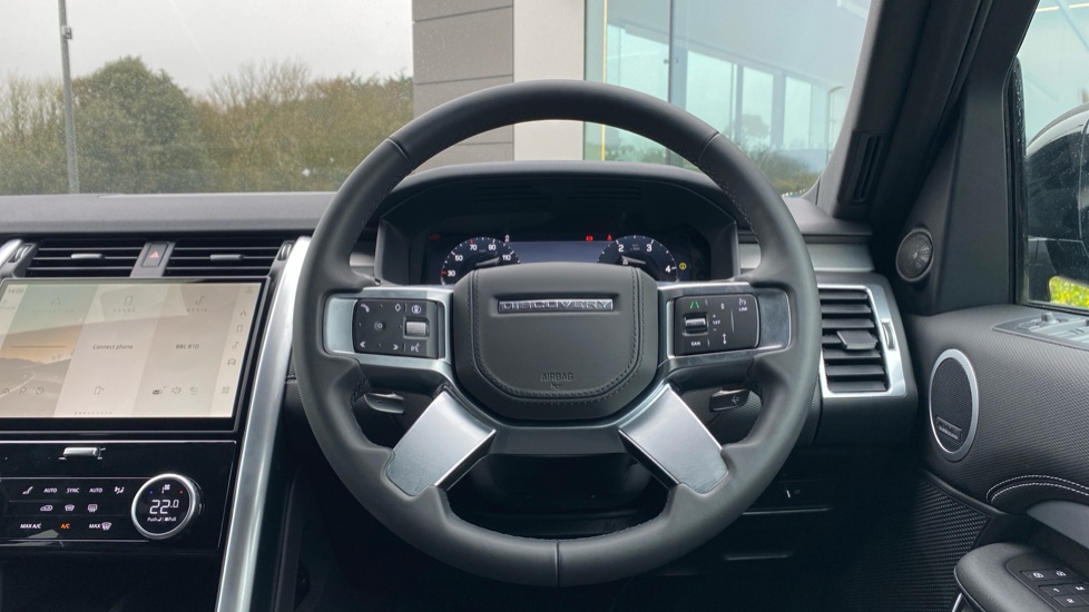 Land Rover Discovery 3.0 D350 Dynamic HSE 5dr Auto Diesel Station Wagon - Image 15