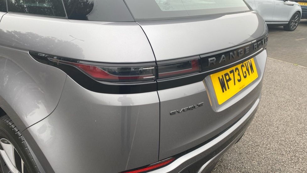 Land Rover Range Rover Evoque 2.0 P200 Dynamic SE 5dr Auto Petrol Hatchback - Image 19