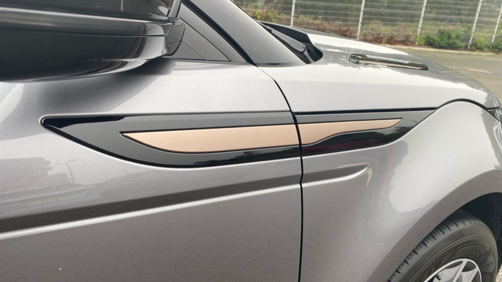 Land Rover Range Rover Evoque 2.0 P200 Dynamic SE 5dr Auto Petrol Hatchback - Image 27