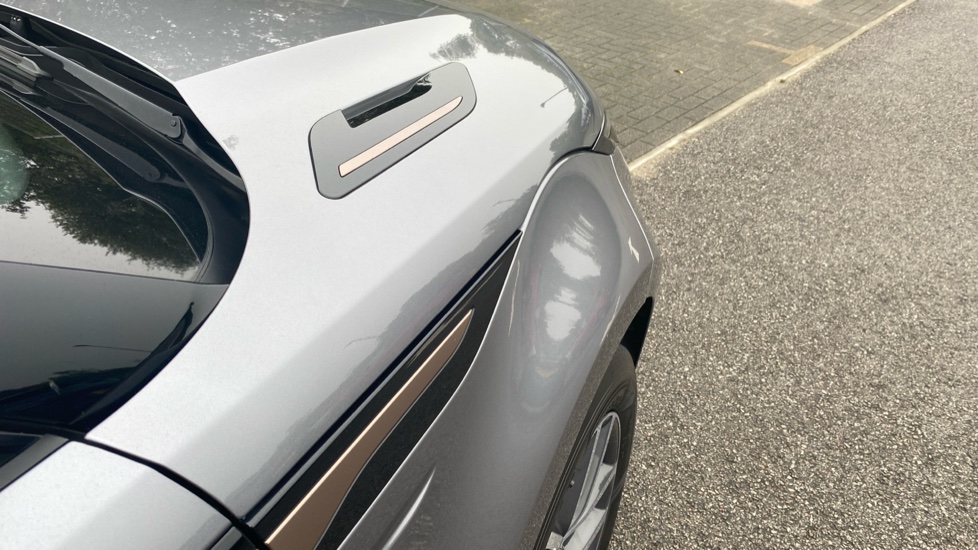Land Rover Range Rover Evoque 2.0 P200 Dynamic SE 5dr Auto Petrol Hatchback - Image 28