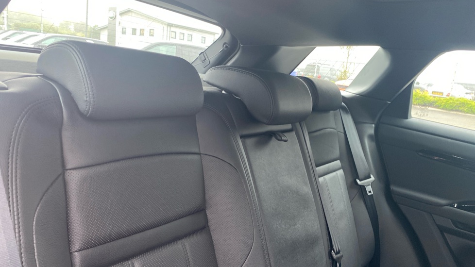 Land Rover Range Rover Evoque 2.0 P200 Dynamic SE 5dr Auto Petrol Hatchback - Image 36