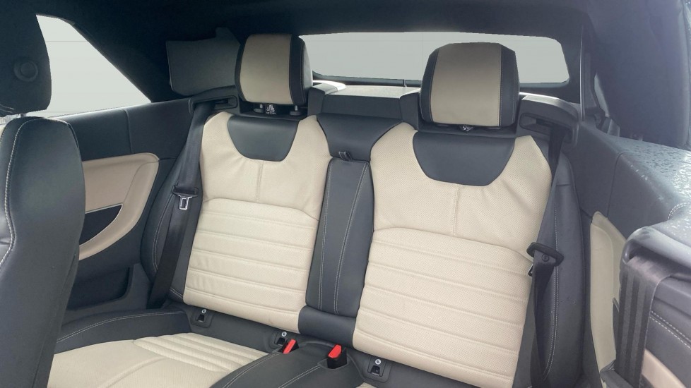 Land Rover Range Rover Evoque Convertible 2.0 TD4 HSE Dynamic Lux 2dr Auto Diesel Convertible - Image 4