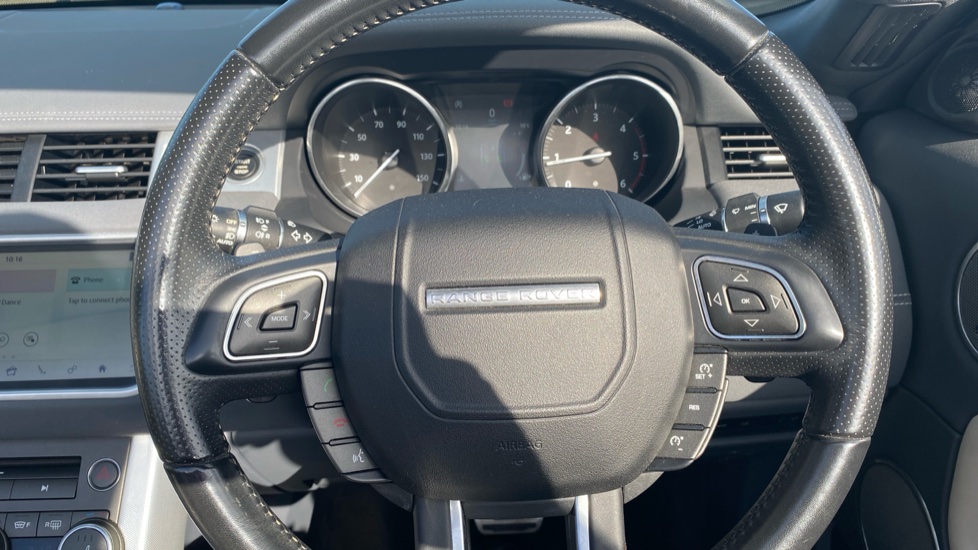 Land Rover Range Rover Evoque Convertible 2.0 TD4 HSE Dynamic Lux 2dr Auto Diesel Convertible - Image 42