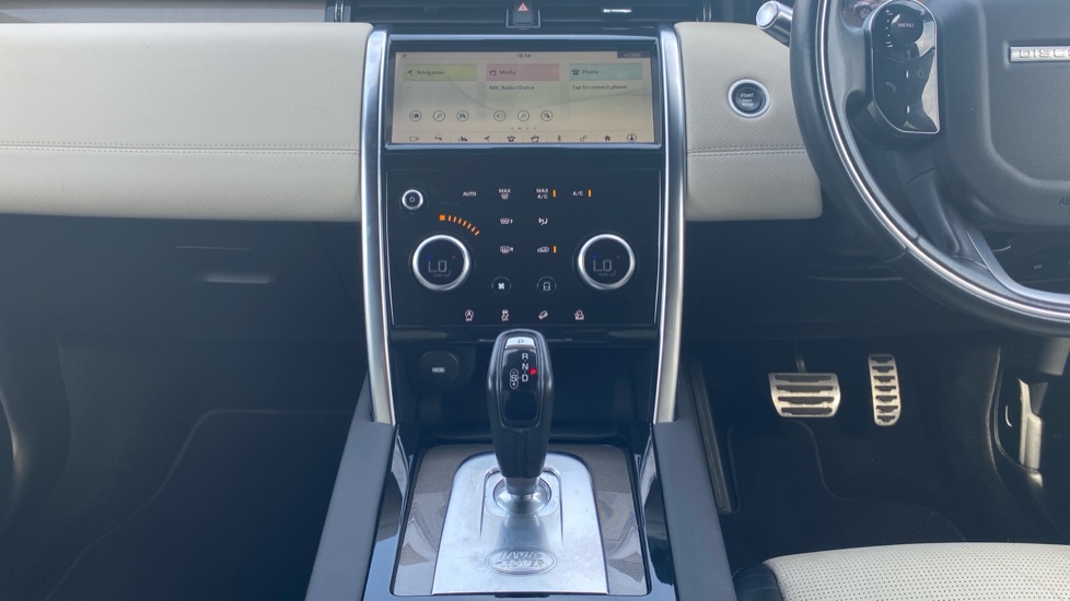 Land Rover Discovery Sport 2.0 D180 R-Dynamic SE 5dr Auto Diesel Station Wagon - Image 14