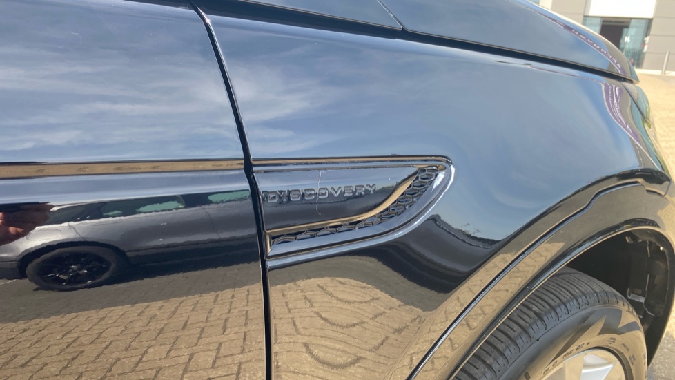 Land Rover Discovery Sport 2.0 D180 R-Dynamic SE 5dr Auto Diesel Station Wagon - Image 26