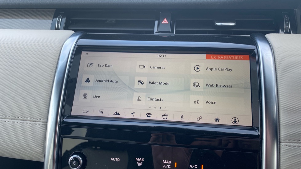 Land Rover Discovery Sport 2.0 D180 R-Dynamic SE 5dr Auto Diesel Station Wagon - Image 53