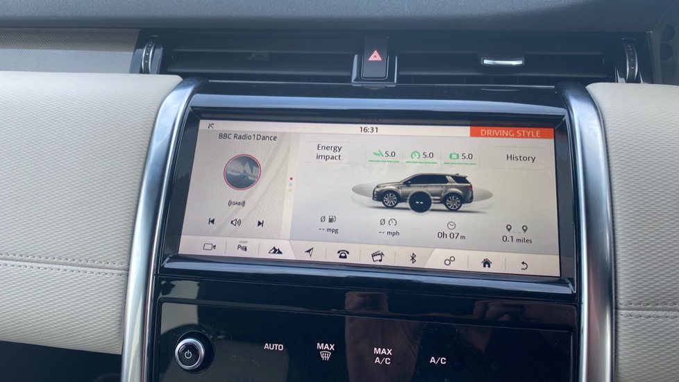 Land Rover Discovery Sport 2.0 D180 R-Dynamic SE 5dr Auto Diesel Station Wagon - Image 55