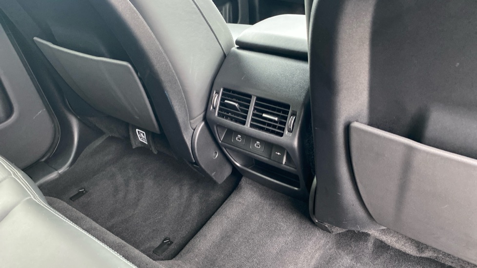 Land Rover Discovery Sport 2.0 D200 Dynamic HSE 5dr Auto [5 Seat] Diesel Station Wagon - Image 18