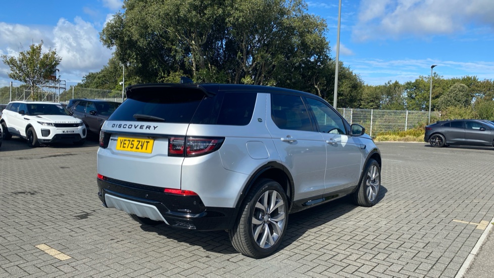 Land Rover Discovery Sport 2.0 D200 Dynamic HSE 5dr Auto [5 Seat] Diesel Station Wagon - Image 22