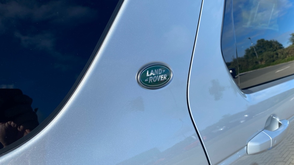 Land Rover Discovery Sport 2.0 D200 Dynamic HSE 5dr Auto [5 Seat] Diesel Station Wagon - Image 24