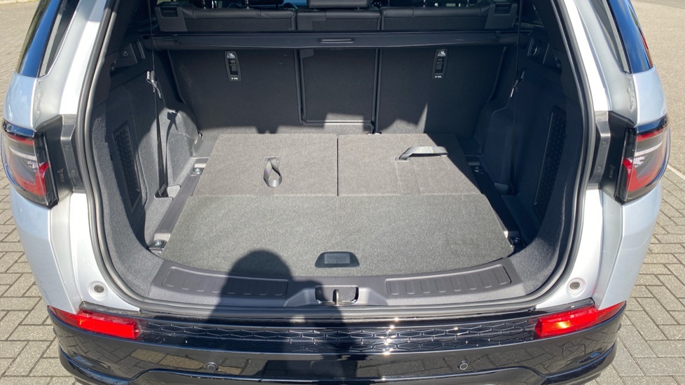 Land Rover Discovery Sport 2.0 D200 Dynamic HSE 5dr Auto [5 Seat] Diesel Station Wagon - Image 34