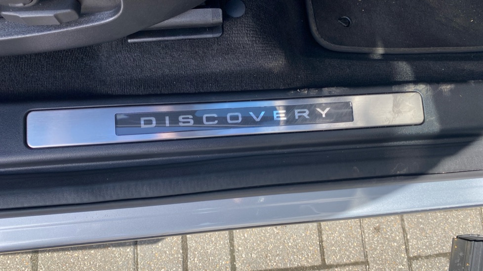 Land Rover Discovery Sport 2.0 D200 Dynamic HSE 5dr Auto [5 Seat] Diesel Station Wagon - Image 48