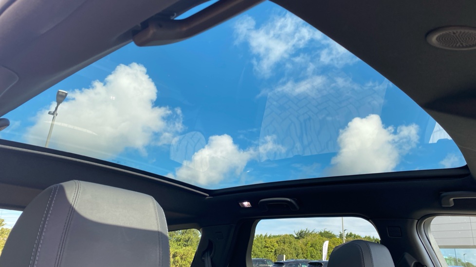 Land Rover Discovery Sport 2.0 D200 Dynamic HSE 5dr Auto [5 Seat] Diesel Station Wagon - Image 68