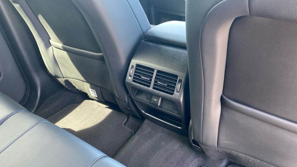 Land Rover Discovery Sport 1.5 P300e Urban Edition 5dr Auto [5 Seat] Station Wagon - Image 18