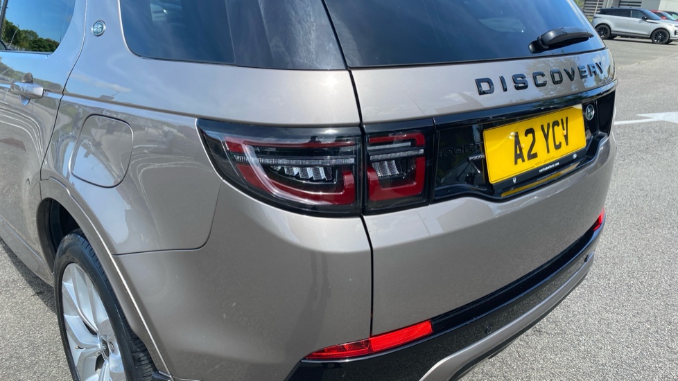 Land Rover Discovery Sport 1.5 P300e Urban Edition 5dr Auto [5 Seat] Station Wagon - Image 19