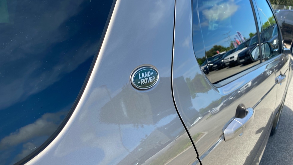Land Rover Discovery Sport 1.5 P300e Urban Edition 5dr Auto [5 Seat] Station Wagon - Image 24