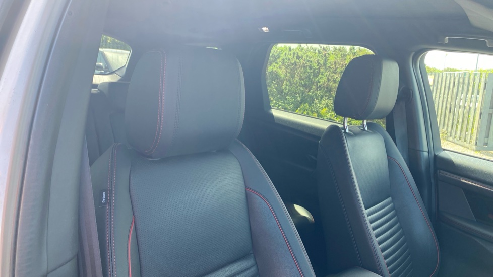 Land Rover Discovery Sport 1.5 P300e Urban Edition 5dr Auto [5 Seat] Station Wagon - Image 47