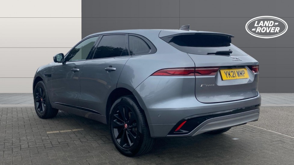 Jaguar F-Pace 2.0 D200 R-Dynamic SE 5dr Auto AWD Diesel Estate - Image 2