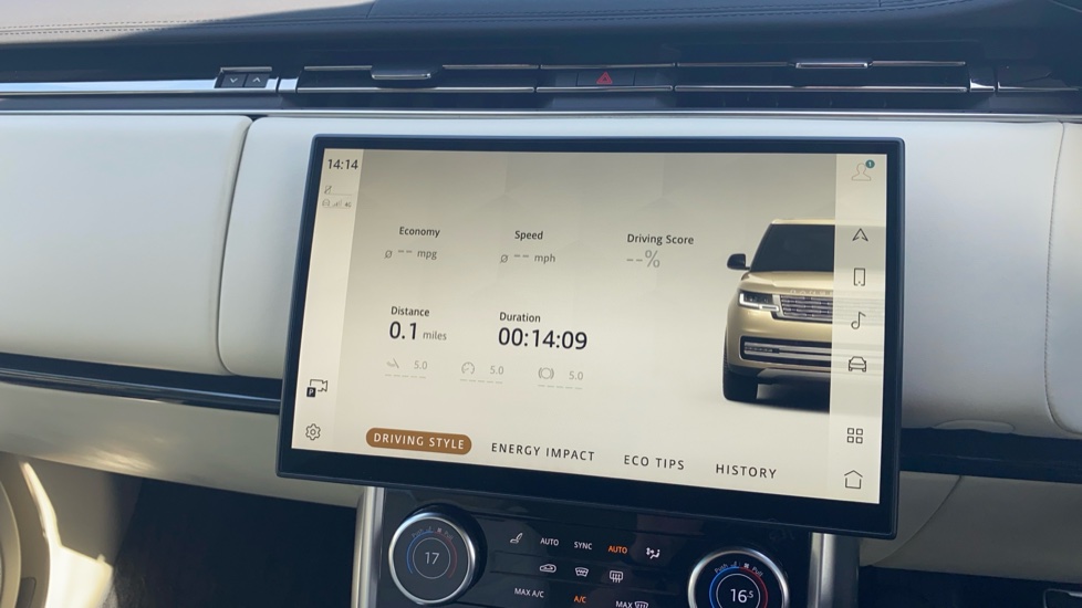 Land Rover Range Rover 3.0 D300 SE 4dr Auto Diesel Estate - Image 69