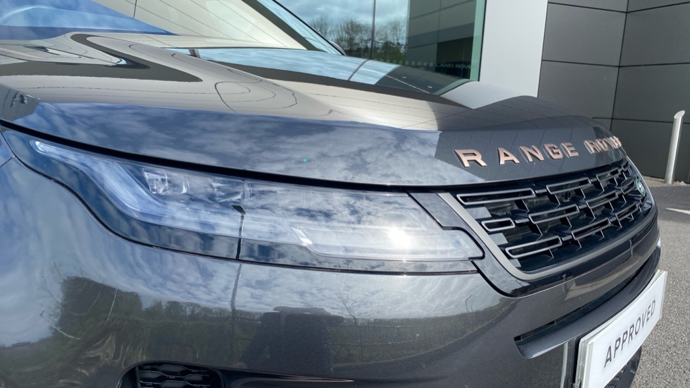 Land Rover Range Rover Evoque 2.0 D200 Autobiography 5dr Auto [Revised] Diesel Hatchback - Image 17