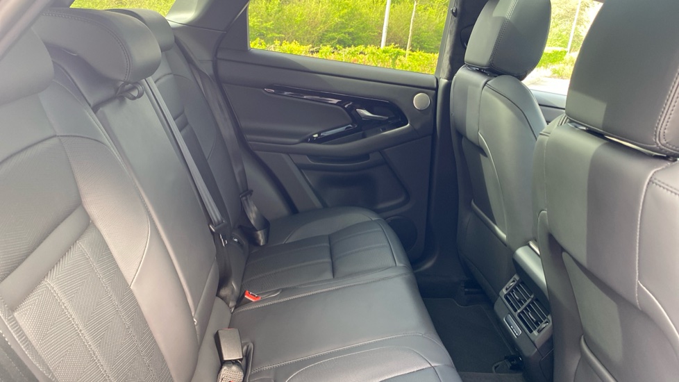 Land Rover Range Rover Evoque 2.0 D200 Autobiography 5dr Auto [Revised] Diesel Hatchback - Image 34