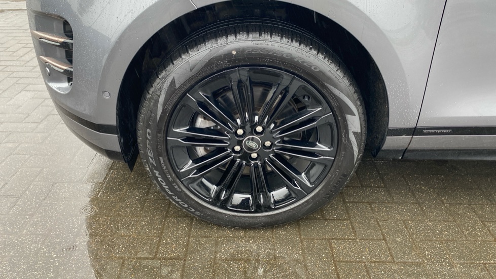 Land Rover Range Rover Evoque 2.0 D200 Autobiography 5dr Auto [Revised] Diesel Hatchback - Image 33