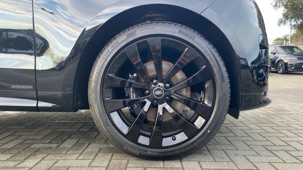 Land Rover Range Rover Sport 3.0 D300 Autobiography 5dr Auto Diesel Estate - Image 8