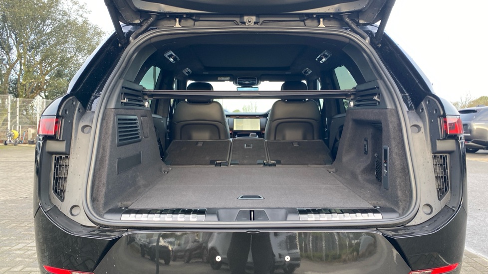 Land Rover Range Rover Sport 3.0 D300 Autobiography 5dr Auto Diesel Estate - Image 10