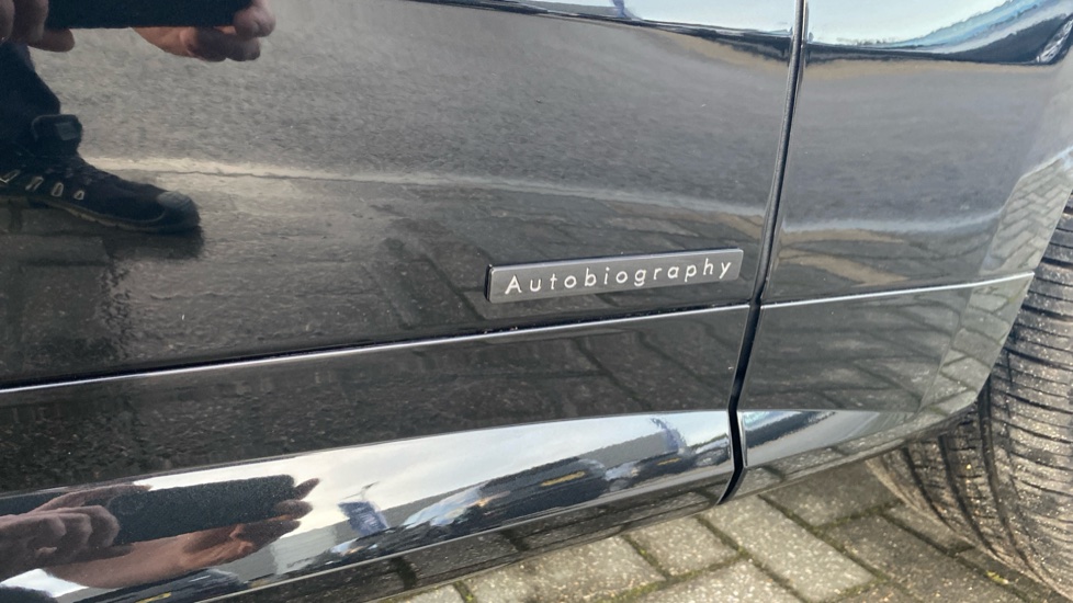 Land Rover Range Rover Sport 3.0 D300 Autobiography 5dr Auto Diesel Estate - Image 30