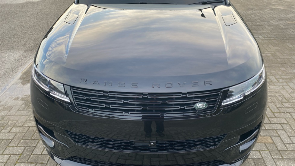 Land Rover Range Rover Sport 3.0 D300 Autobiography 5dr Auto Diesel Estate - Image 31