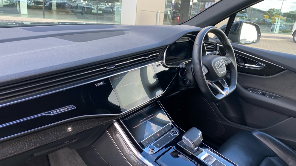 Audi Q7 55 TFSI Quattro Black Edition 5dr Tiptronic Petrol Estate - Image 9