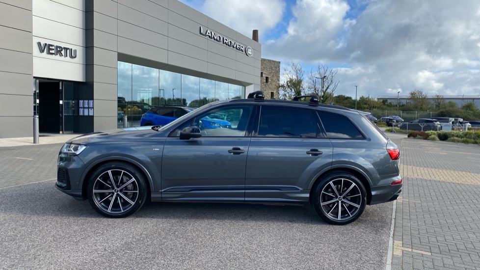 Audi Q7 55 TFSI Quattro Black Edition 5dr Tiptronic Petrol Estate - Image 22