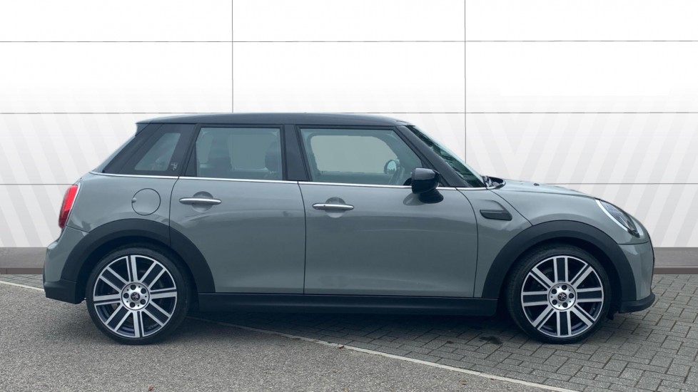MINI Hatchback 1.5 Cooper Exclusive 5dr Petrol Hatchback - Image 5