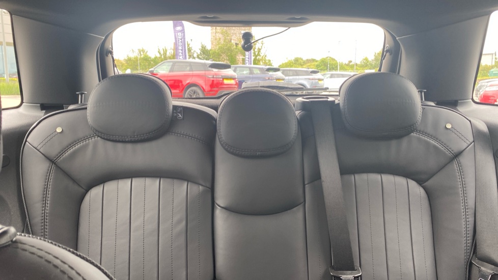 MINI Hatchback 1.5 Cooper Exclusive 5dr Petrol Hatchback - Image 15