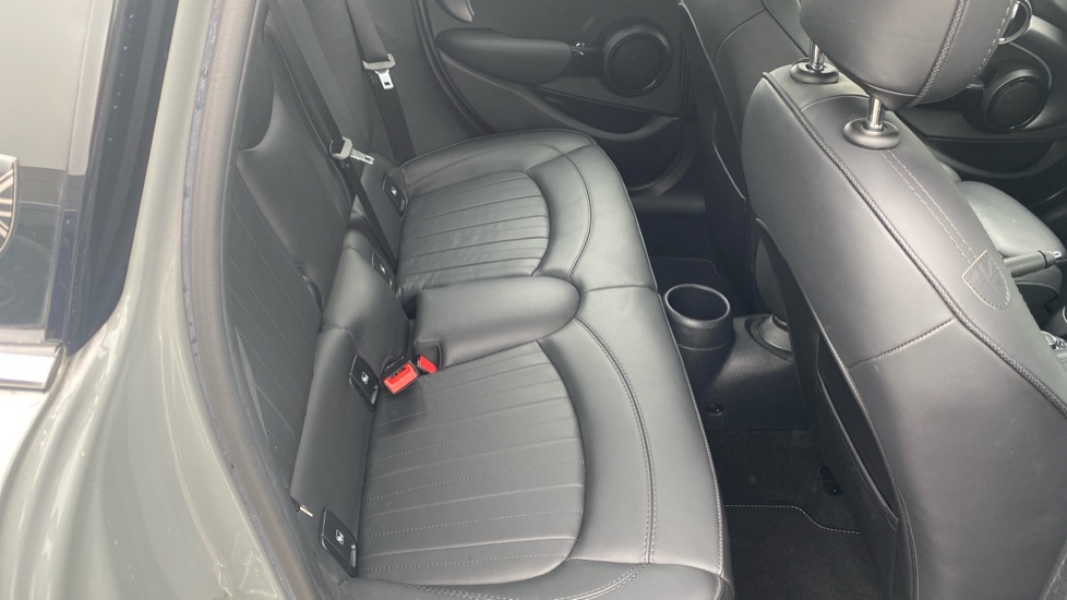 MINI Hatchback 1.5 Cooper Exclusive 5dr Petrol Hatchback - Image 33