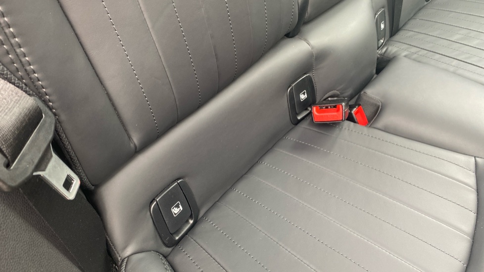 MINI Hatchback 1.5 Cooper Exclusive 5dr Petrol Hatchback - Image 35