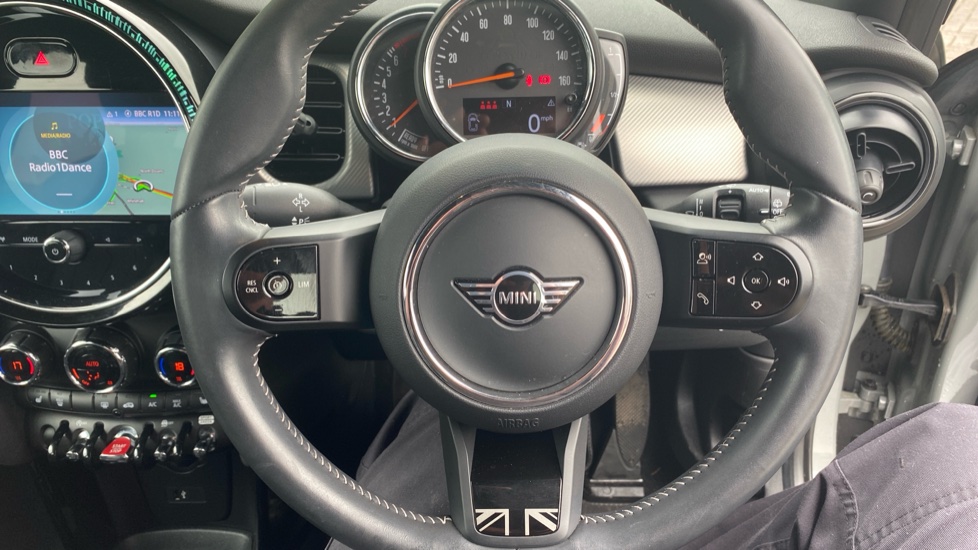 MINI Hatchback 1.5 Cooper Exclusive 5dr Petrol Hatchback - Image 40