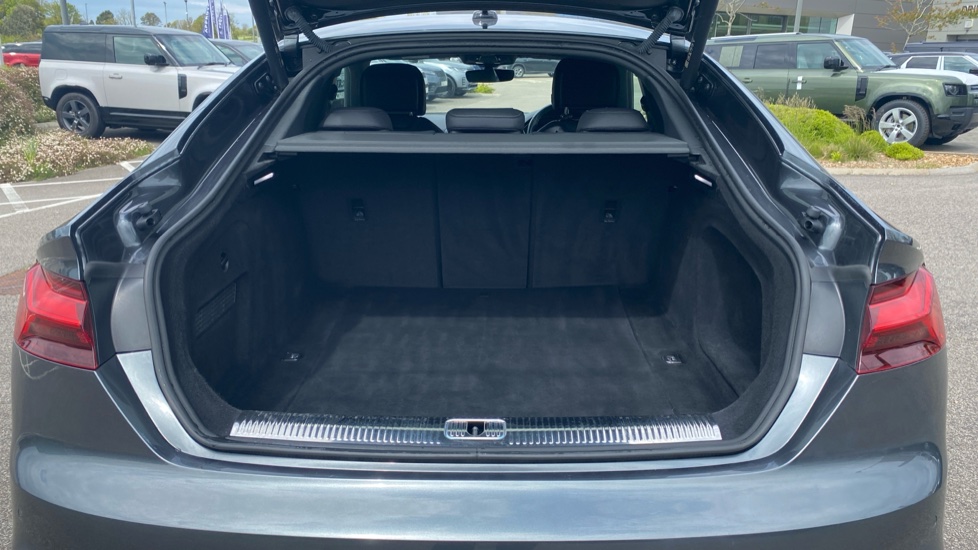 Audi A5 35 TDI S Line 5dr S Tronic [Tech Pack] Diesel Hatchback - Image 4