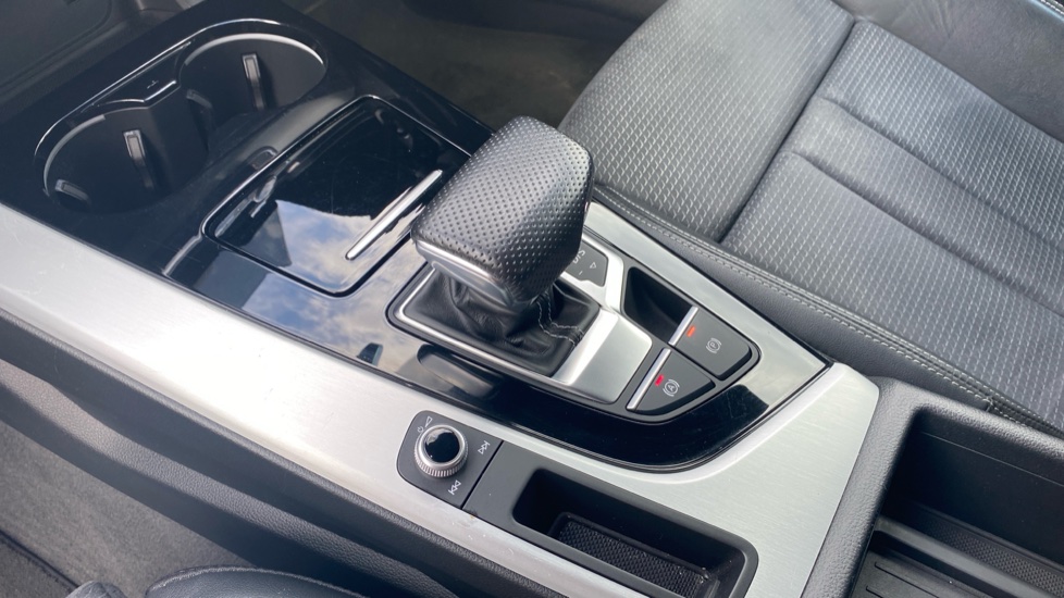 Audi A5 35 TDI S Line 5dr S Tronic [Tech Pack] Diesel Hatchback - Image 13