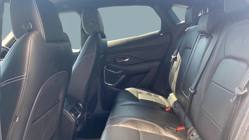 Jaguar E-Pace 2.0 R-Dynamic SE 5dr Auto Petrol Estate - Image 4