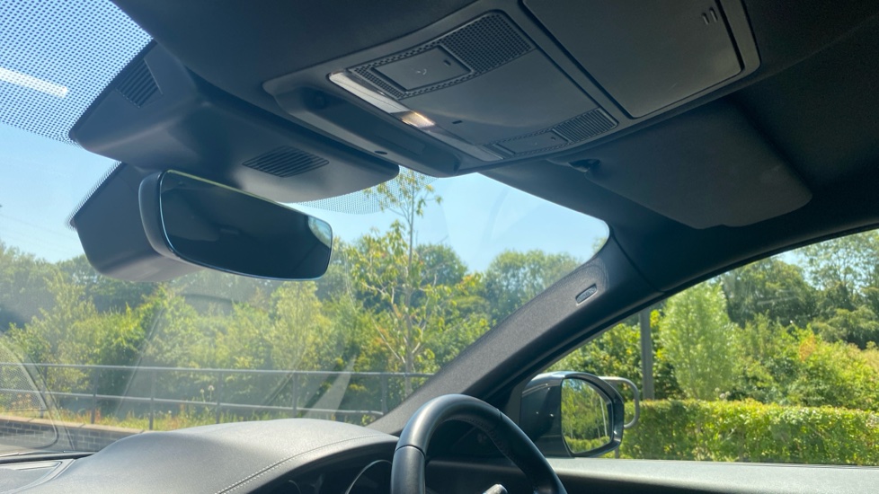 Jaguar E-Pace 2.0 R-Dynamic SE 5dr Auto Petrol Estate - Image 24