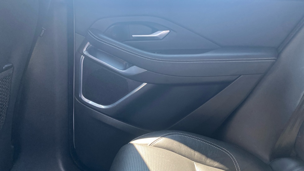 Jaguar E-Pace 2.0 R-Dynamic SE 5dr Auto Petrol Estate - Image 36