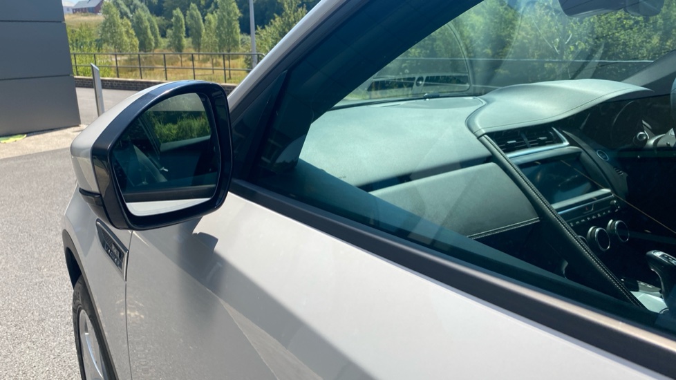 Jaguar E-Pace 2.0 R-Dynamic SE 5dr Auto Petrol Estate - Image 54