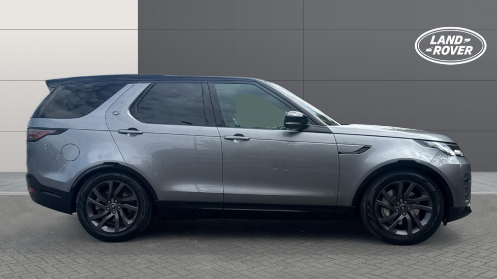 Land Rover Discovery 3.0 D300 R-Dynamic HSE 5dr Auto Diesel Station Wagon - Image 5